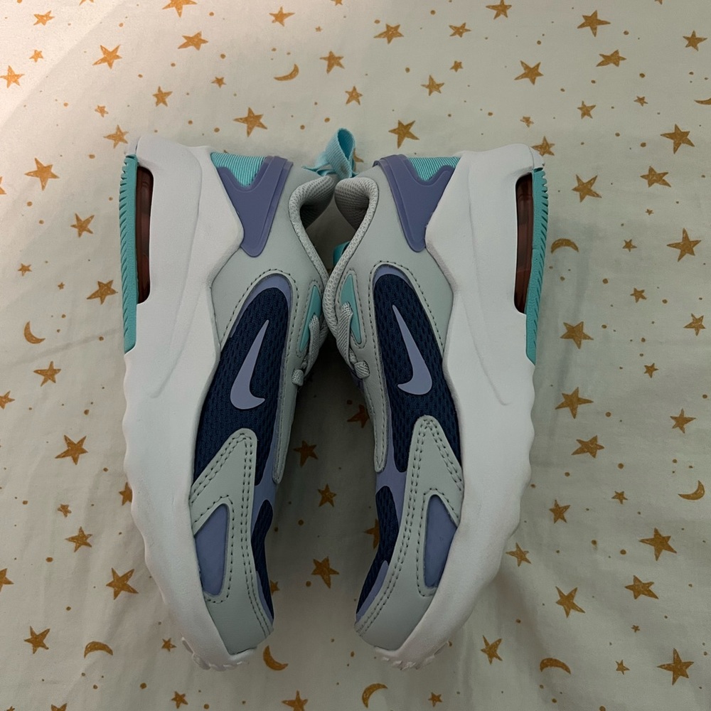 COPY - Nike air girl